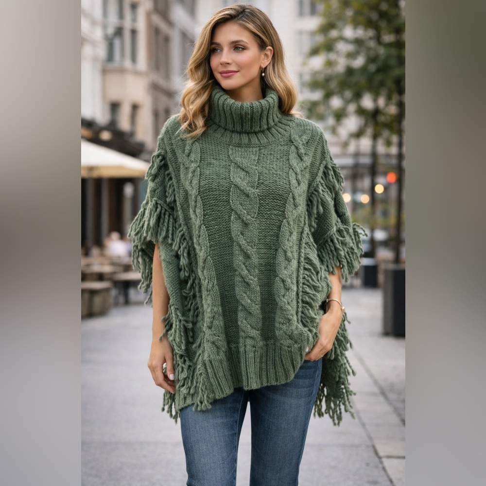 Betty made in Italy Chunky Knit Green Turtleneck Sweater size medium NWT